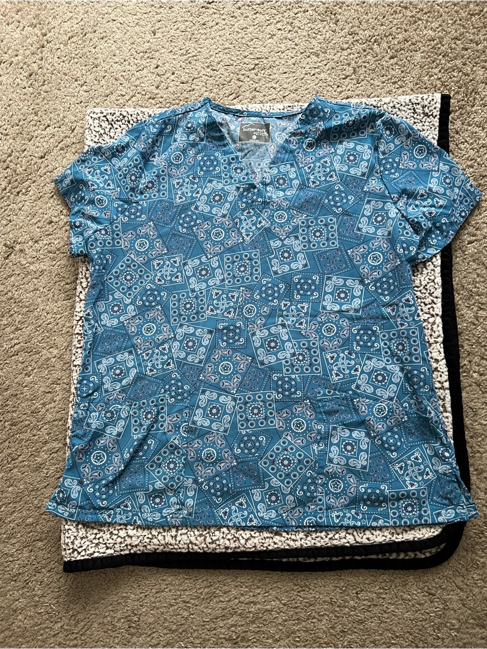 Uniform Advantage Teal Blue Printed Short Sleeve Scrub Top